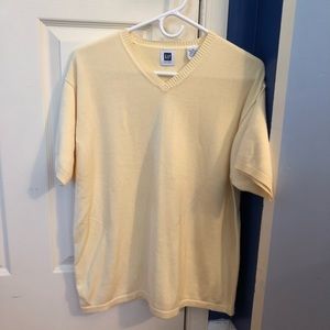 Pastel yellow sweater